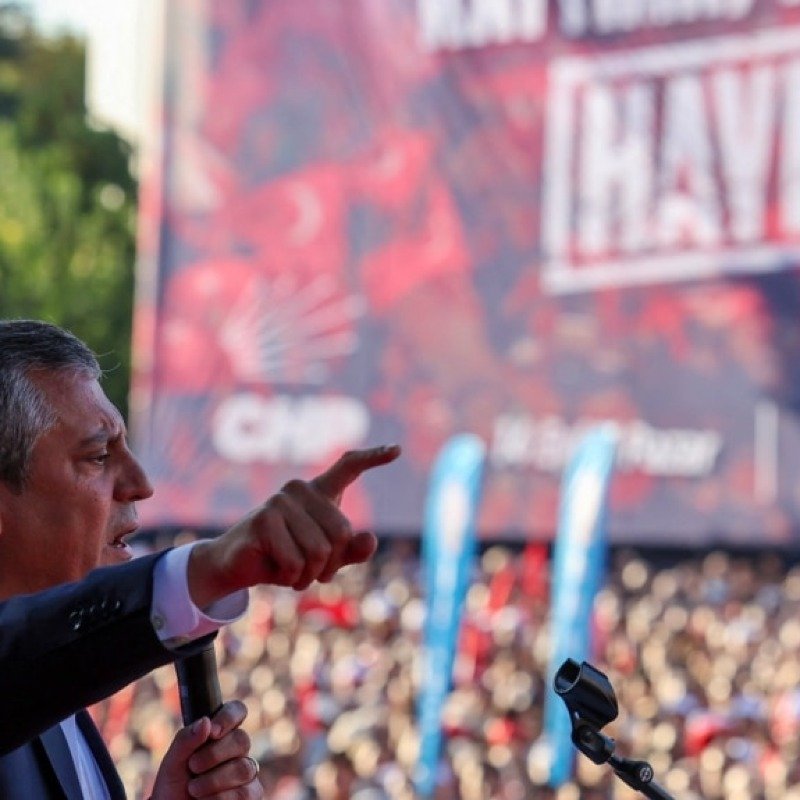 Ankarada mitinqə on minlərlə CHP tərəfdarı qatılıb